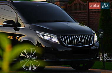 Минивэн Mercedes-Benz V-Class 2017 в 