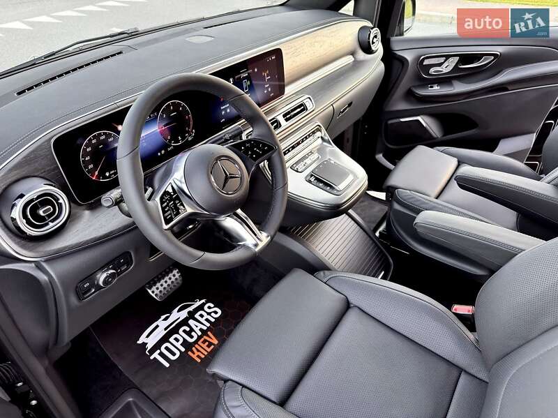 Минивэн Mercedes-Benz V-Class 2024 в Киеве
