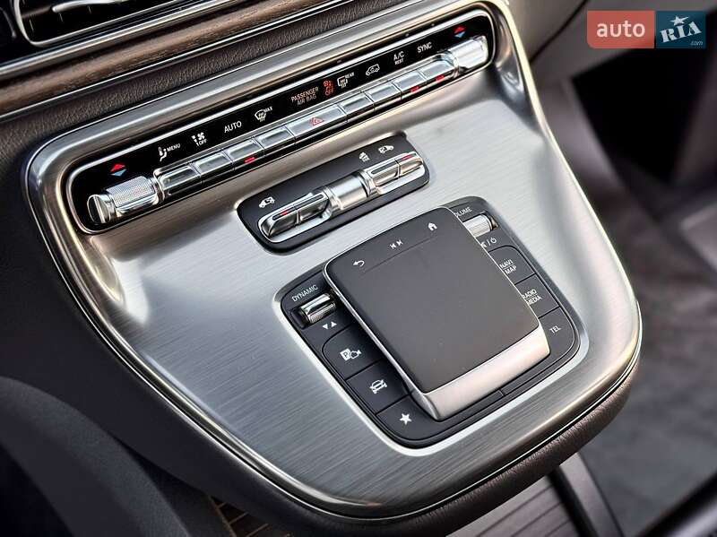Минивэн Mercedes-Benz V-Class 2024 в Киеве