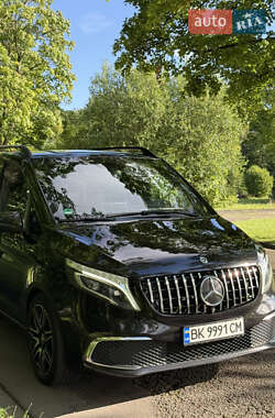 Минивэн Mercedes-Benz V-Class 2021 в Костополе