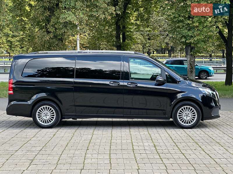 Минивэн Mercedes-Benz V-Class 2023 в Киеве фото 3 Минивэн Mercedes-Benz V-Class 2023 в Киеве