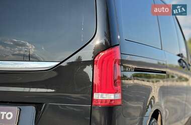 Минивэн Mercedes-Benz V-Class 2018 в 