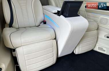 Минивэн Mercedes-Benz V-Class 2018 в 