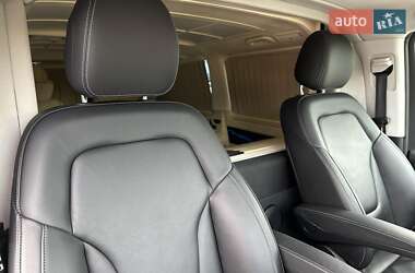 Минивэн Mercedes-Benz V-Class 2018 в 