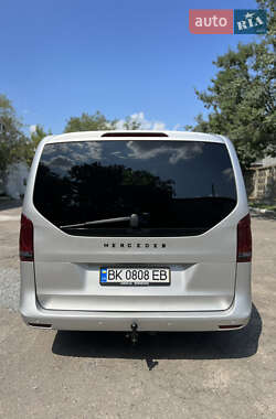 Мінівен Mercedes-Benz V-Class 2016 в 