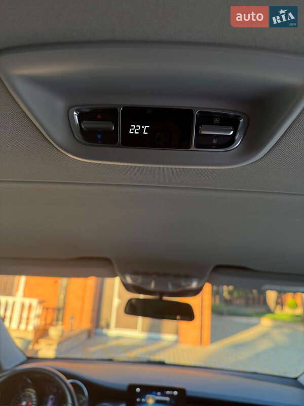 Мінівен Mercedes-Benz V-Class 2020 в Києві