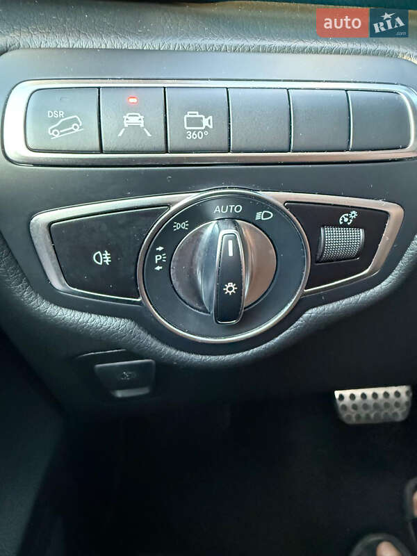 Мінівен Mercedes-Benz V-Class 2020 в Києві