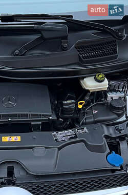 Минивэн Mercedes-Benz V-Class 2020 в 