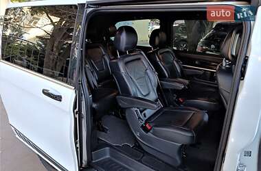 Минивэн Mercedes-Benz V-Class 2015 в 