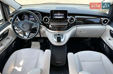Минивэн Mercedes-Benz V-Class 2016 в 