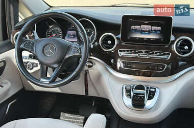 Минивэн Mercedes-Benz V-Class 2016 в 