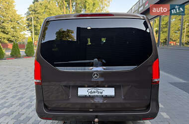 Минивэн Mercedes-Benz V-Class 2016 в 