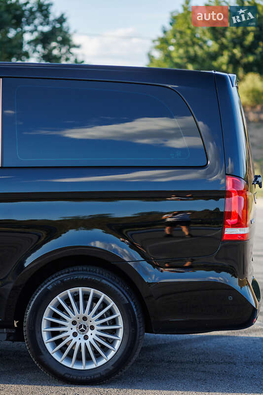 Минивэн Mercedes-Benz V-Class 2020 в Полтаве