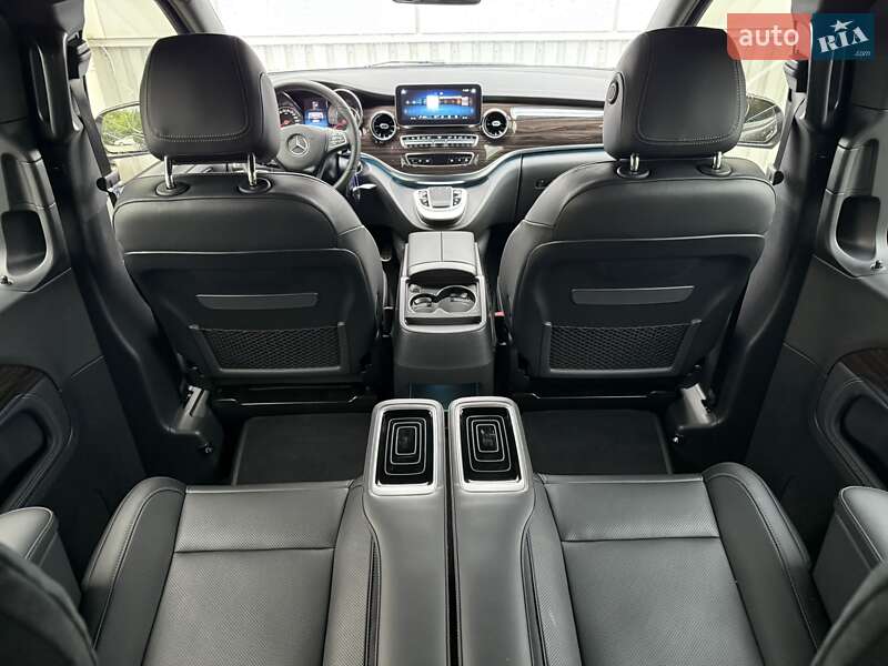 Минивэн Mercedes-Benz V-Class 2022 в Днепре фото 19 Минивэн Mercedes-Benz V-Class 2022 в Днепре