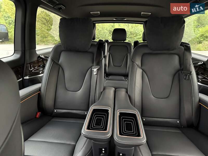 Минивэн Mercedes-Benz V-Class 2022 в Днепре фото 33 Минивэн Mercedes-Benz V-Class 2022 в Днепре