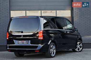 Минивэн Mercedes-Benz V-Class 2015 в 