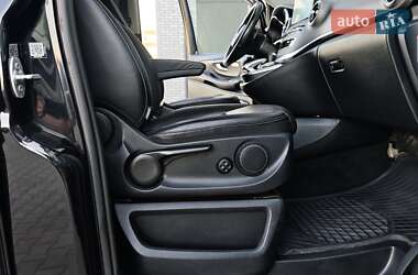 Минивэн Mercedes-Benz V-Class 2015 в 