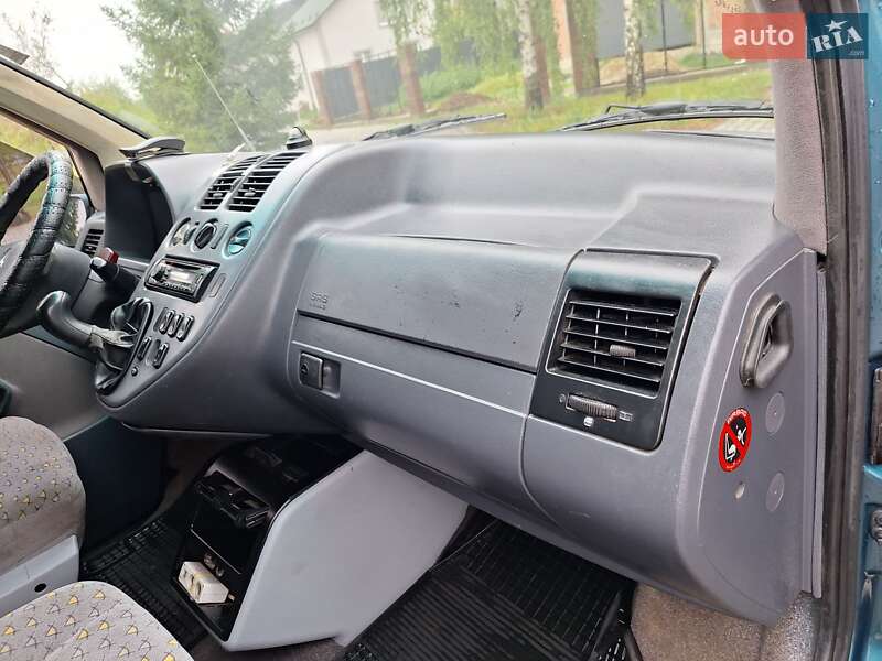 Минивэн Mercedes-Benz V-Class 2000 в Черновцах
