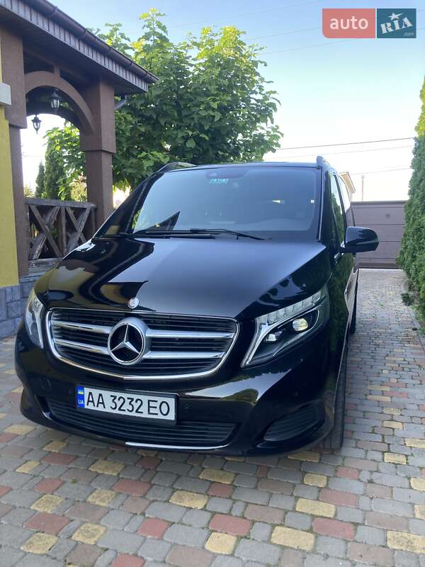 Mercedes-Benz V-Class 2016