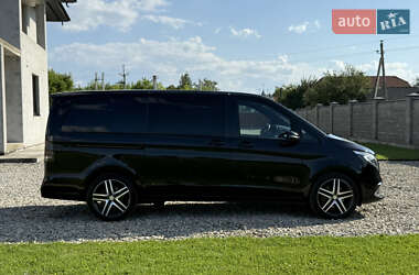 Минивэн Mercedes-Benz V-Class 2022 в 
