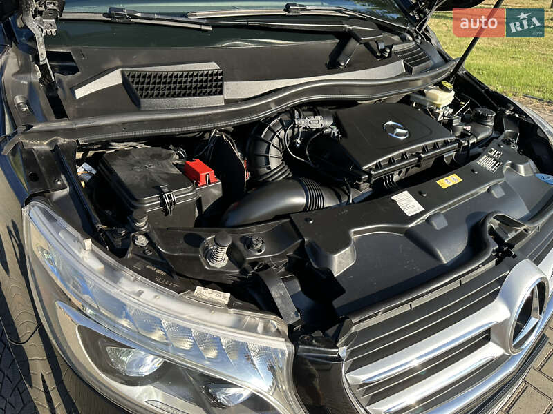 Минивэн Mercedes-Benz V-Class 2015 в Херсоне