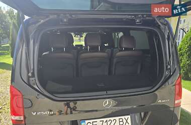 Минивэн Mercedes-Benz V-Class 2015 в 
