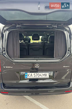 Минивэн Mercedes-Benz V-Class 2021 в 