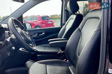 Минивэн Mercedes-Benz V-Class 2018 в 