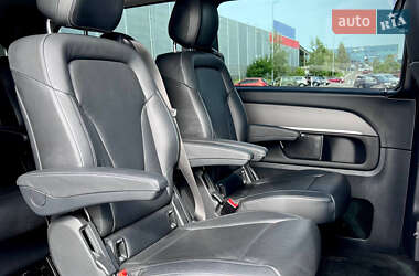 Минивэн Mercedes-Benz V-Class 2018 в 