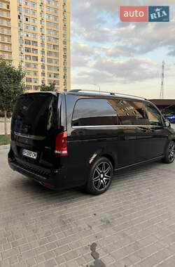 Минивэн Mercedes-Benz V-Class 2017 в 