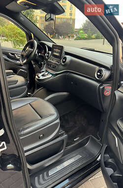Минивэн Mercedes-Benz V-Class 2017 в 
