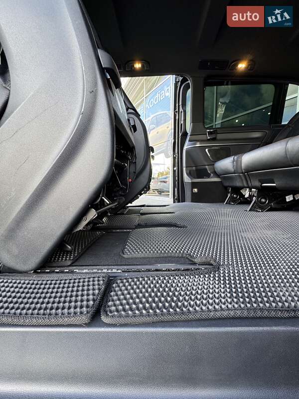 Минивэн Mercedes-Benz V-Class 2021 в Киеве