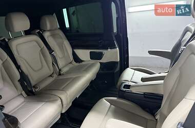 Минивэн Mercedes-Benz V-Class 2019 в 