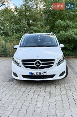 Мінівен Mercedes-Benz V-Class 2016 в Києві
