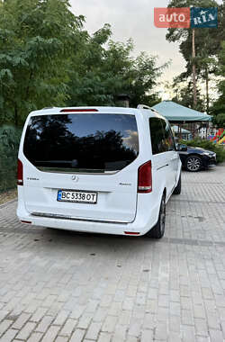 Мінівен Mercedes-Benz V-Class 2016 в  фото 10 Мінівен Mercedes-Benz V-Class 2016 в