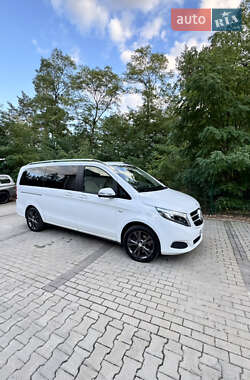 Мінівен Mercedes-Benz V-Class 2016 в  фото 14 Мінівен Mercedes-Benz V-Class 2016 в
