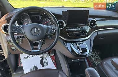 Минивэн Mercedes-Benz V-Class 2016 в 