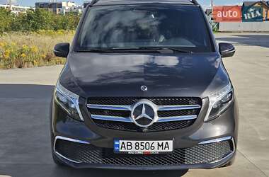 Минивэн Mercedes-Benz V-Class 2020 в 