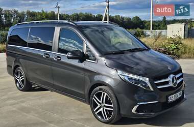 Минивэн Mercedes-Benz V-Class 2020 в 