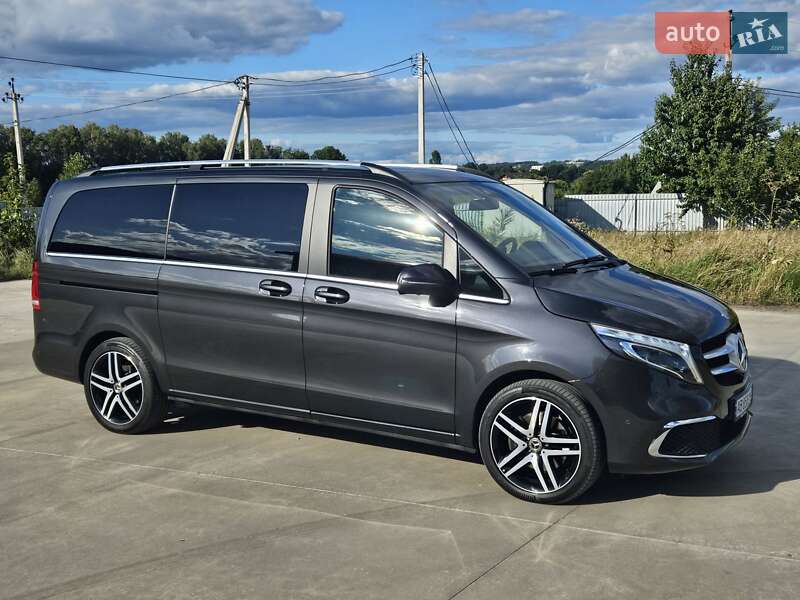 Мінівен Mercedes-Benz V-Class 2020 в Вінниці фото 17 Мінівен Mercedes-Benz V-Class 2020 в Вінниці