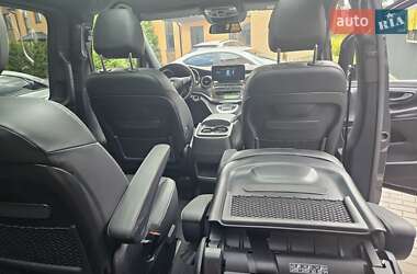 Минивэн Mercedes-Benz V-Class 2020 в 