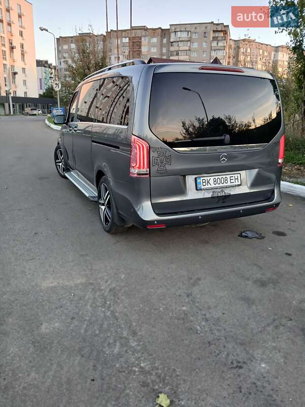 Минивэн Mercedes-Benz V-Class 2014 в Ровно