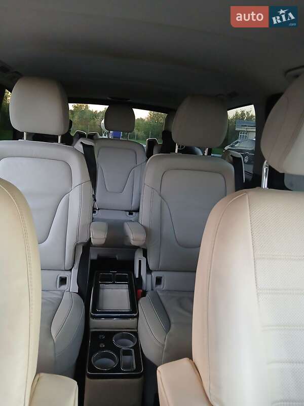 Минивэн Mercedes-Benz V-Class 2014 в Ровно