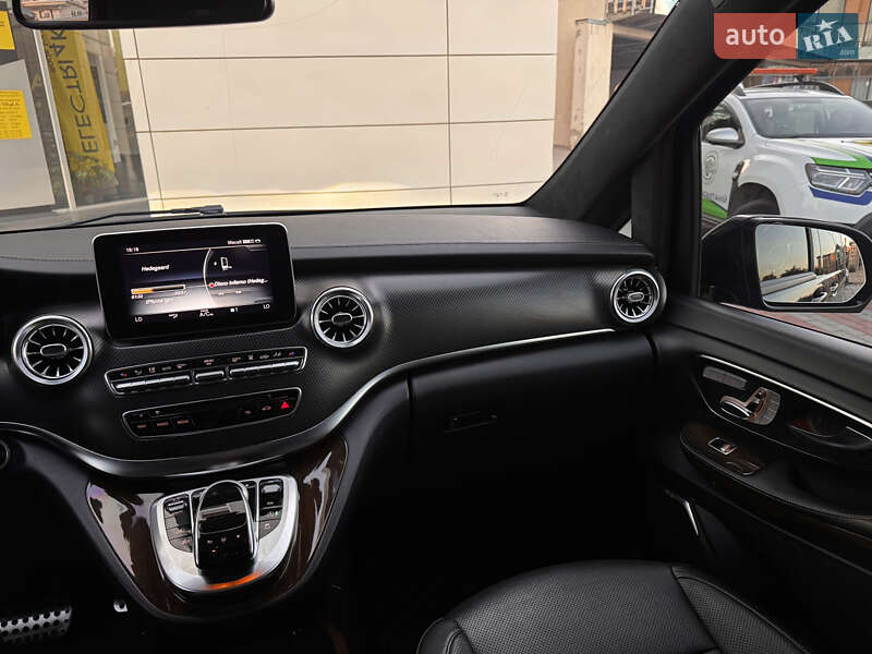 Мінівен Mercedes-Benz V-Class 2016 в Харкові фото 22 Мінівен Mercedes-Benz V-Class 2016 в Харкові