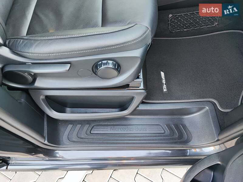 Минивэн Mercedes-Benz V-Class 2021 в Черновцах