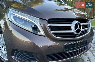 Минивэн Mercedes-Benz V-Class 2016 в 
