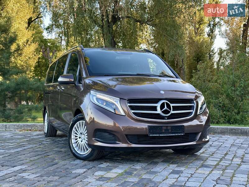 Мінівен Mercedes-Benz V-Class 2016 в Києві