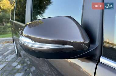 Минивэн Mercedes-Benz V-Class 2016 в 