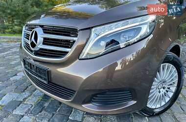 Минивэн Mercedes-Benz V-Class 2016 в 