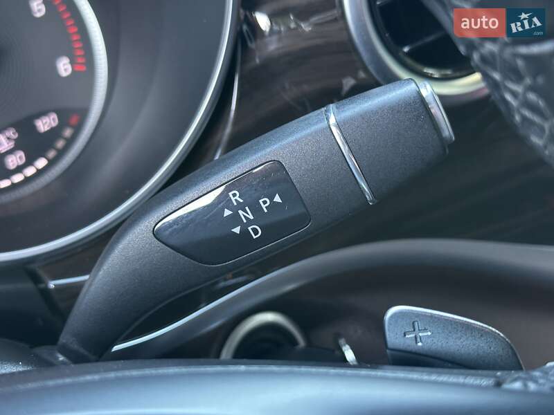 Мінівен Mercedes-Benz V-Class 2016 в Києві